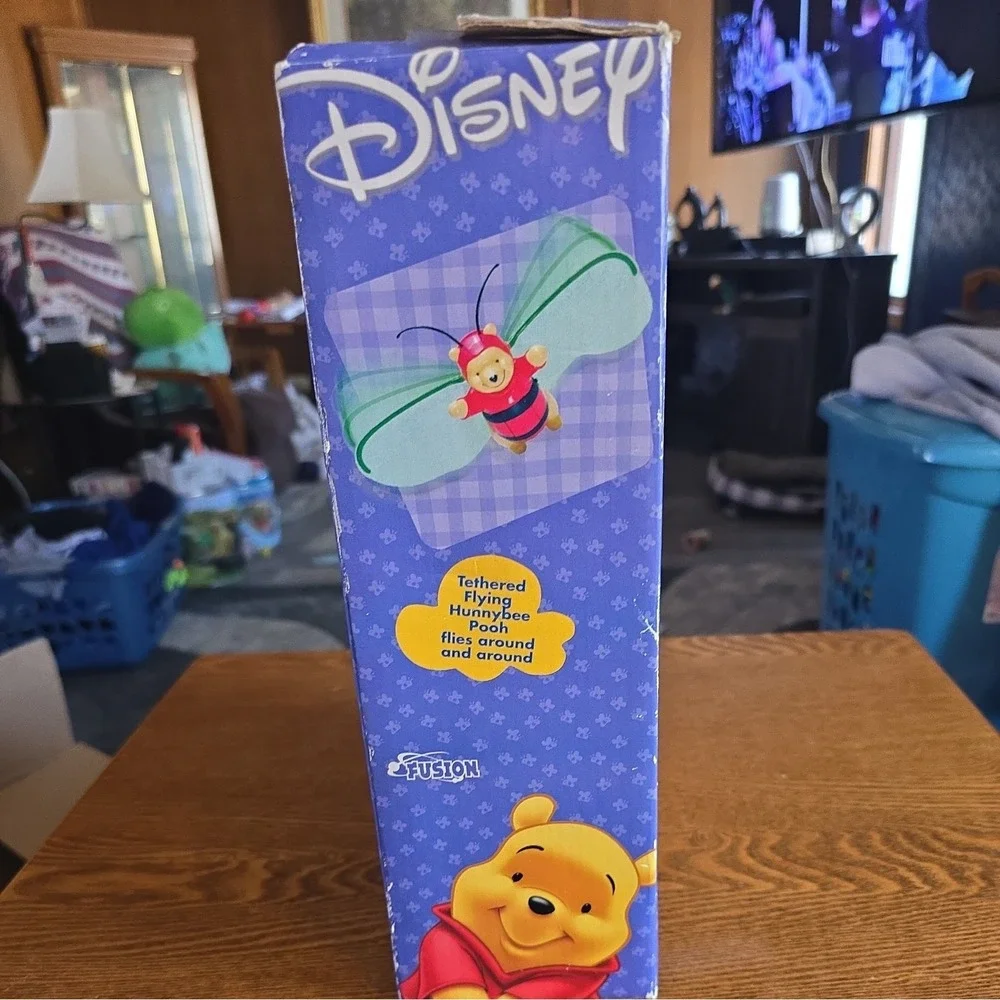 DISNEY WINNIE THE POOH FLYING HUNNY BEE POOH CRIB MOBILE Missing Bracket